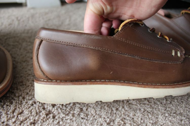 Thời trang giày nam thường dùng các loại da phổ biến nào ?